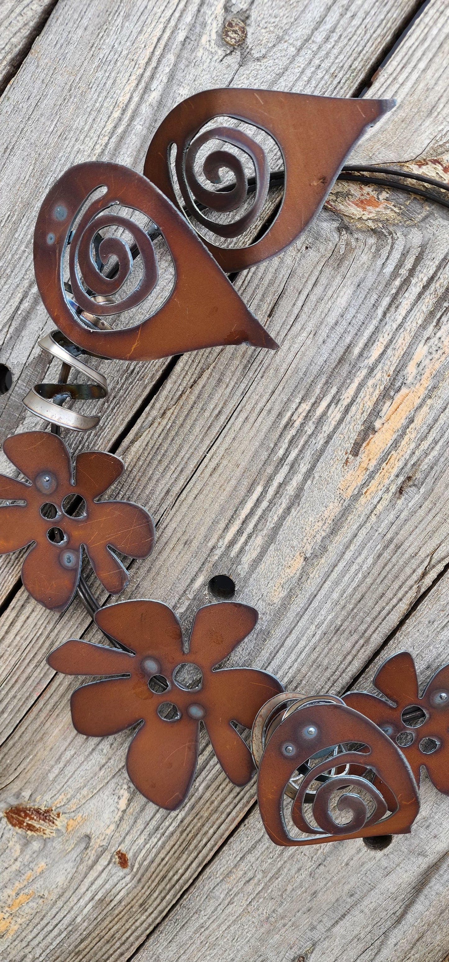 flower wreath | rust metal art